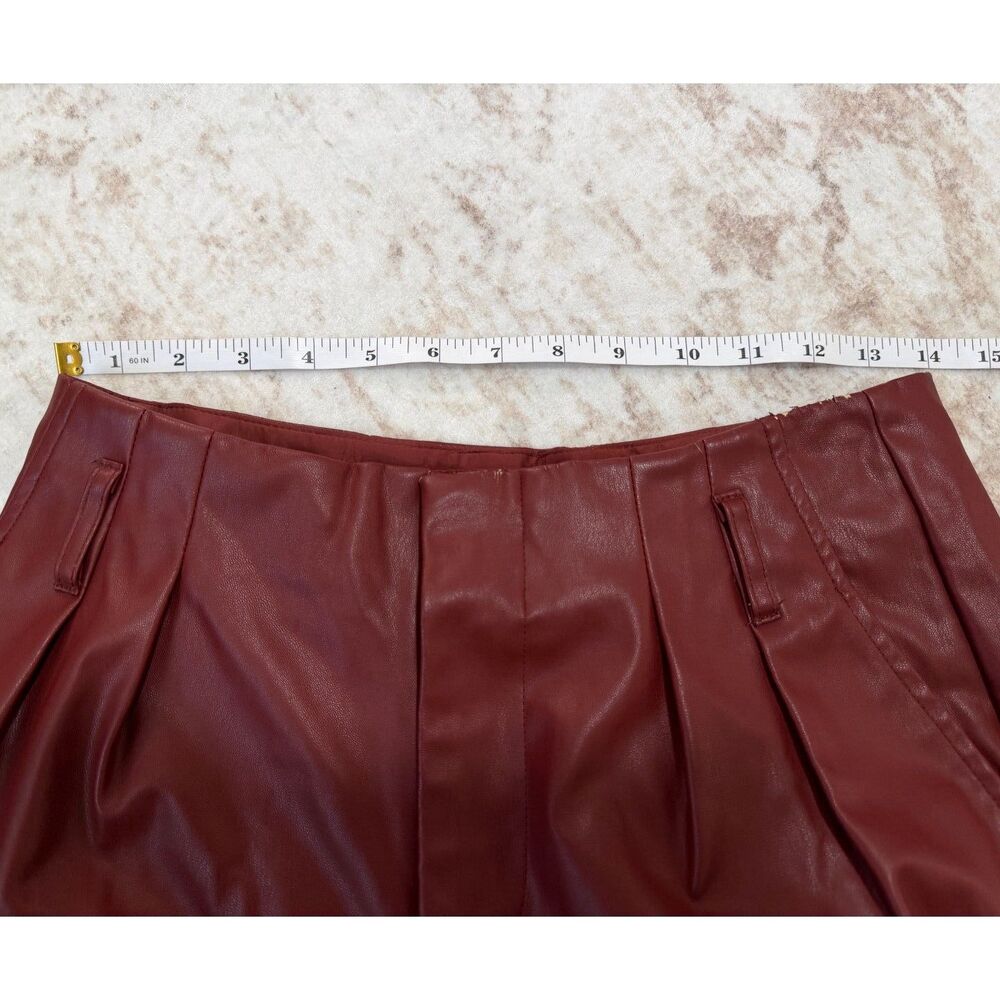 Who What Wear Burgundy Faux Leather High Rise Pleated Tapered Trousers Size 4 - Picture 5 of 8